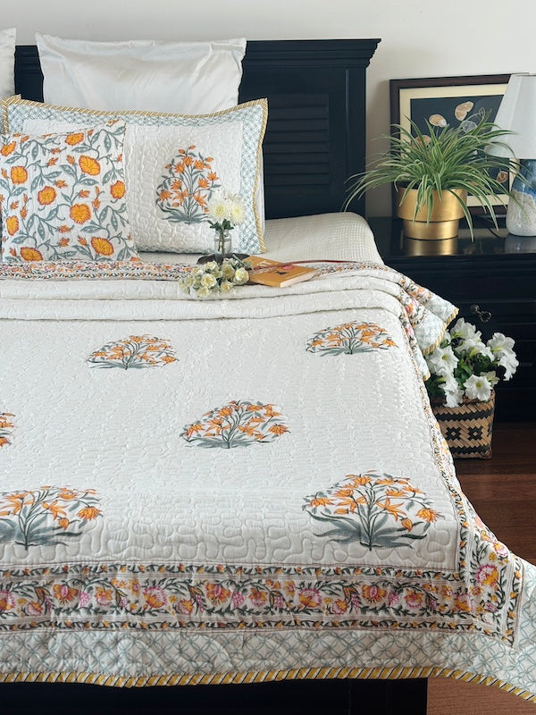 Romantic Setup Cotton Quilted Bedcover With Pillowcases