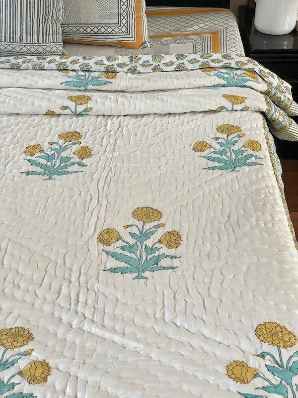 Marigold Bomb Yellow Cotton Filled Reversible Quilt