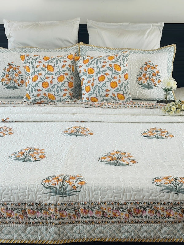 Romantic Setup Cotton Quilted Bedcover With Pillowcases