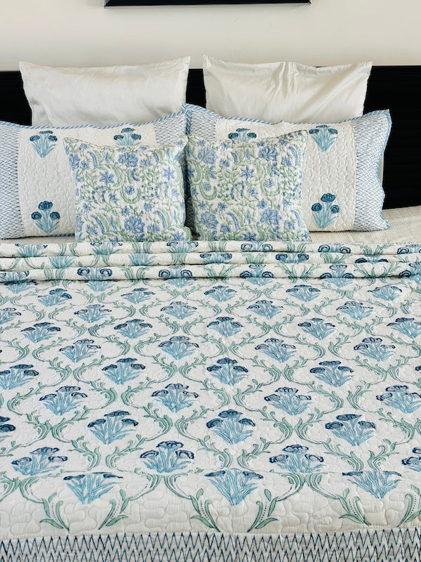 Aesthetic Palette Cotton Quilted Bedspread With Pillowcases