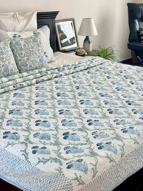 Aesthetic Palette Cotton Quilted Bedspread With Pillowcases