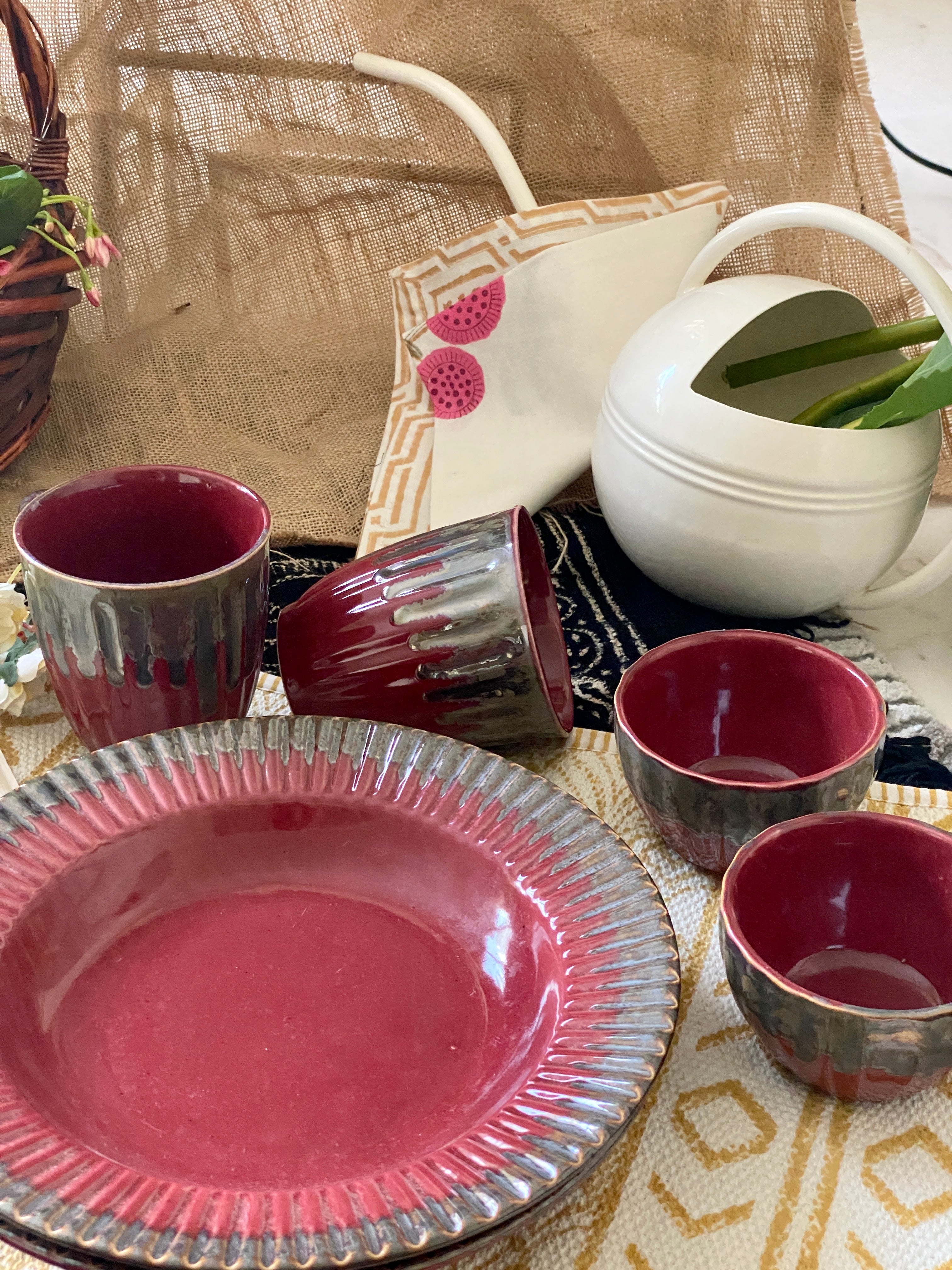 Spencer Red Ceramic Breakfast Set Combination of 6 pieces