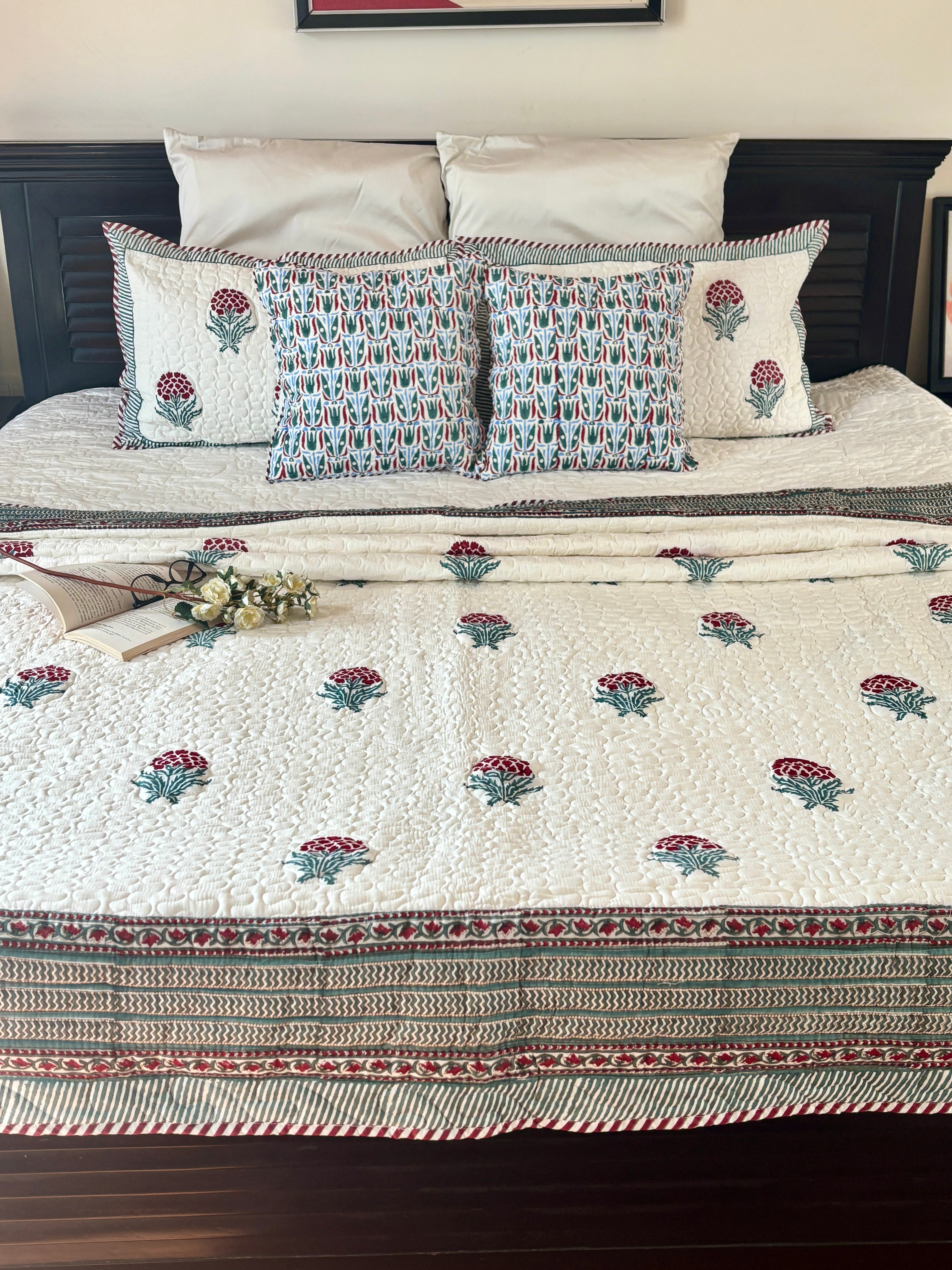 Harbour Cotton Quilted Bedcover With Pillow Cases