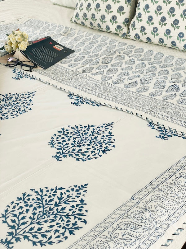 Heaven Reflection Mulmul Reversible Dohar