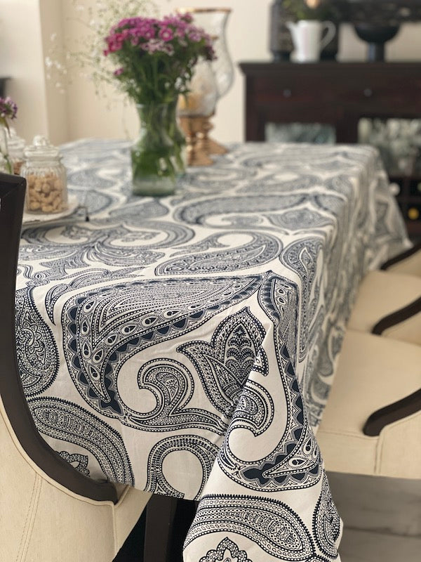 Perfect Fall Cotton Table Cover