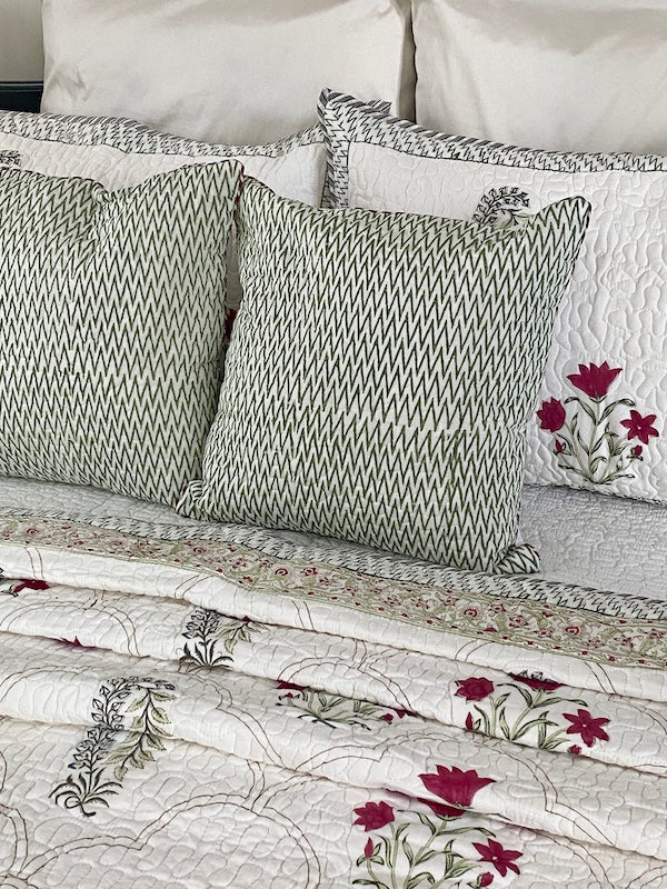 Ornaments Cotton Quilted Bedcover With Pillowcases