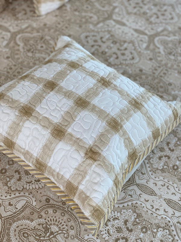 Caramel Cotton Quilted Bedcover With Pillowcases