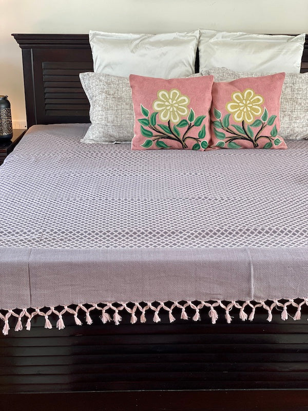 Maze Amaze Cotton Hand Woven Bedspread