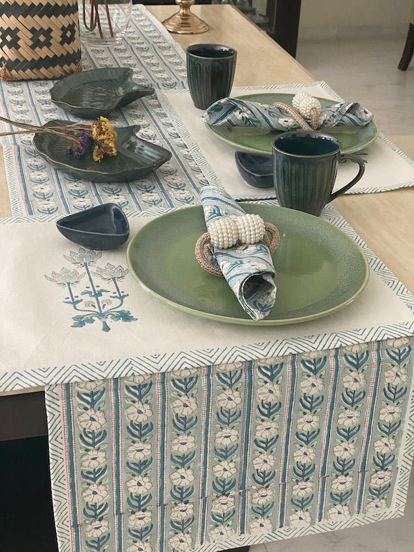 Wild Flowers Cotton Table Runner With Napkins And Mat Set