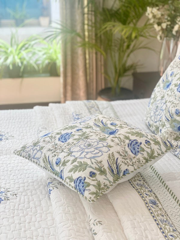 Vacaying On Isles Cotton Quilted Bedcover With Pillowcases
