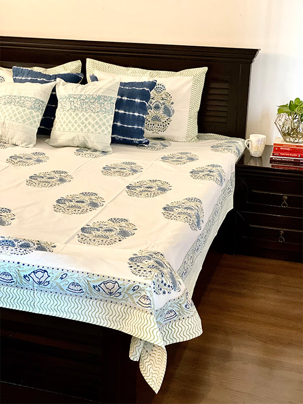 Impressions Cotton Bedsheet With Pillow Cases