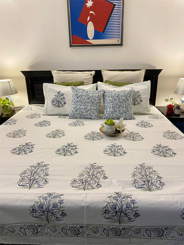 Grandeur Sight Cotton Bedsheet With Pillow Cases